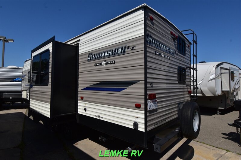 2020 K-Z RV Sportsmen LE 261BHKLE   - Photo 7 - Rocklin, CA 95677