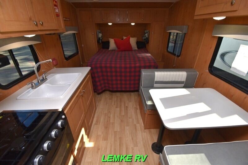 2020 Riverside RV Retro 189R   - Photo 5 - Rocklin, CA 95677