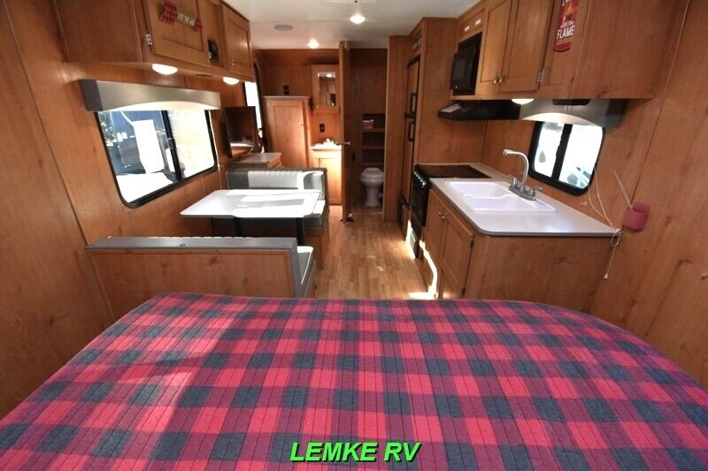 2020 Riverside RV Retro 189R   - Photo 19 - Rocklin, CA 95677