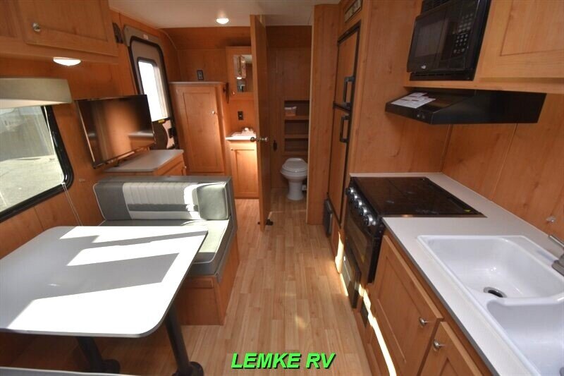 2020 Riverside RV Retro 189R   - Photo 2 - Rocklin, CA 95677