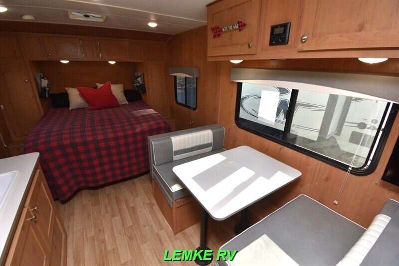 2020 Riverside RV Retro 189R   - Photo 12 - Rocklin, CA 95677