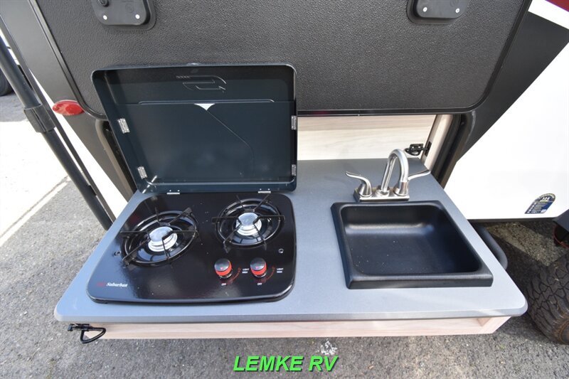 2022 Winnebago Hike H172BH   - Photo 10 - Rocklin, CA 95677