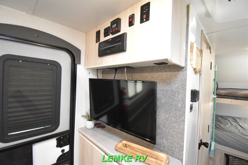 2022 Winnebago Hike H172BH   - Photo 22 - Rocklin, CA 95677