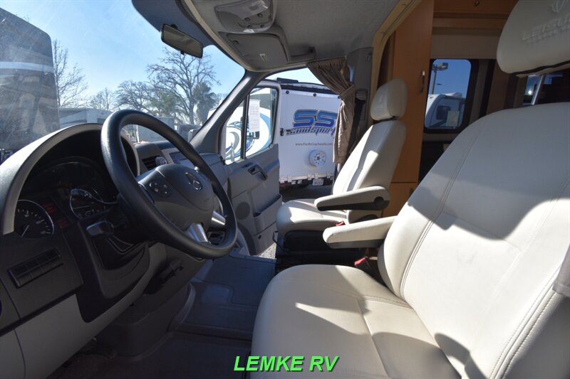 2015 Leisure Travel Unity U24MB   - Photo 9 - Rocklin, CA 95677