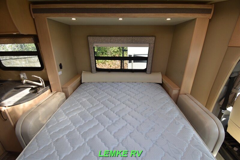 2015 Leisure Travel Unity U24MB   - Photo 14 - Rocklin, CA 95677