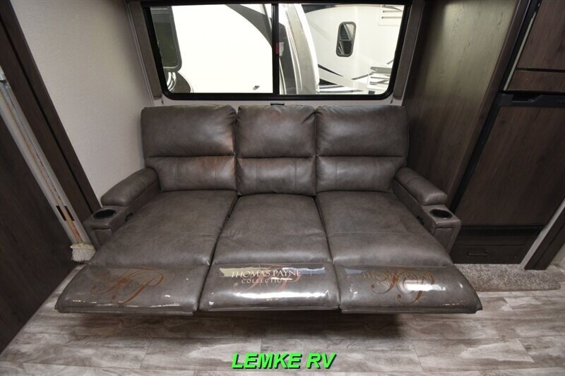 2021 Grand Design Transcend Xplor 221RB   - Photo 22 - Rocklin, CA 95677