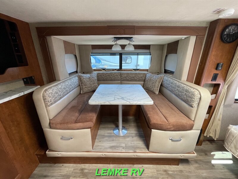 2021 Lance 1985   - Photo 14 - Rocklin, CA 95677