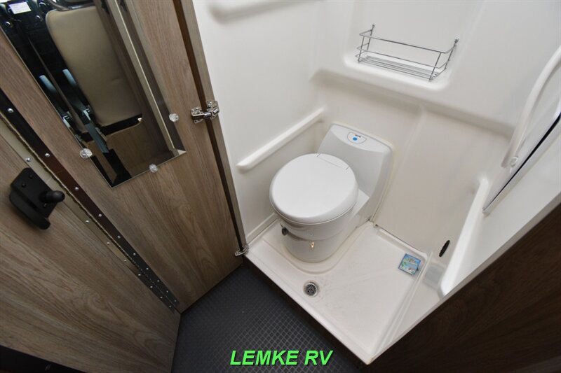 2024 Winnebago Solis 59P   - Photo 14 - Rocklin, CA 95677