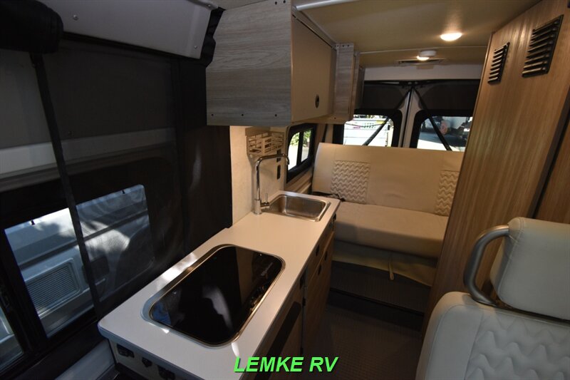 2024 Winnebago Solis 59P   - Photo 22 - Rocklin, CA 95677