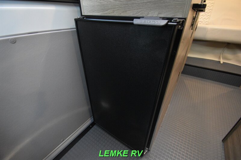 2024 Winnebago Solis 59P   - Photo 12 - Rocklin, CA 95677