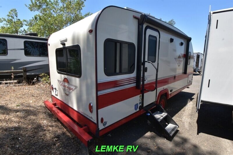 2026 Gulf Stream Vintage Cruiser 19ERD   - Photo 8 - Rocklin, CA 95677