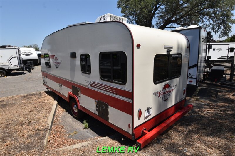 2026 Gulf Stream Vintage Cruiser 19ERD   - Photo 7 - Rocklin, CA 95677