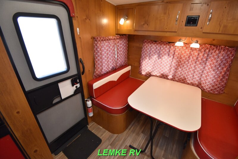 2026 Gulf Stream Vintage Cruiser 19ERD   - Photo 13 - Rocklin, CA 95677