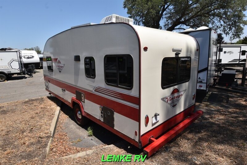 2026 Gulf Stream Vintage Cruiser 19ERD   - Photo 7 - Rocklin, CA 95677