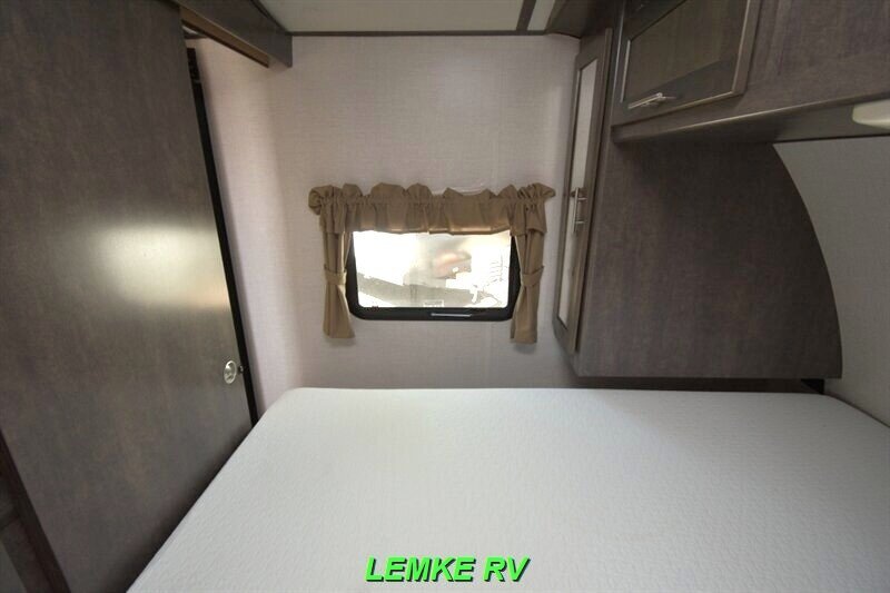 2018 Crossroads Sunset Trail Super Lite SS253RB   - Photo 18 - Rocklin, CA 95677