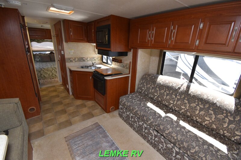 2007 Four Winds Chateau Sport 29R   - Photo 15 - Rocklin, CA 95677