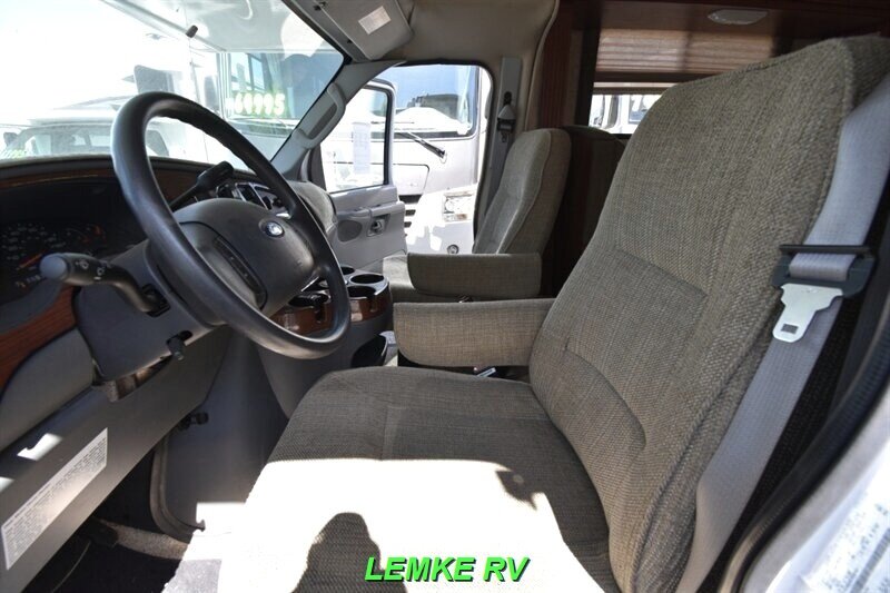 2007 Four Winds Chateau Sport 29R   - Photo 7 - Rocklin, CA 95677
