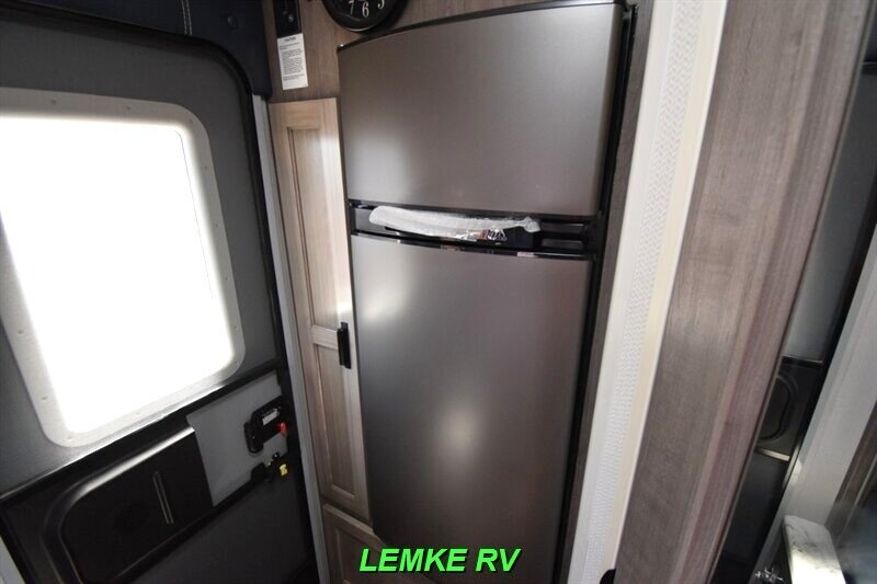 2021 Lance 1475   - Photo 15 - Rocklin, CA 95677