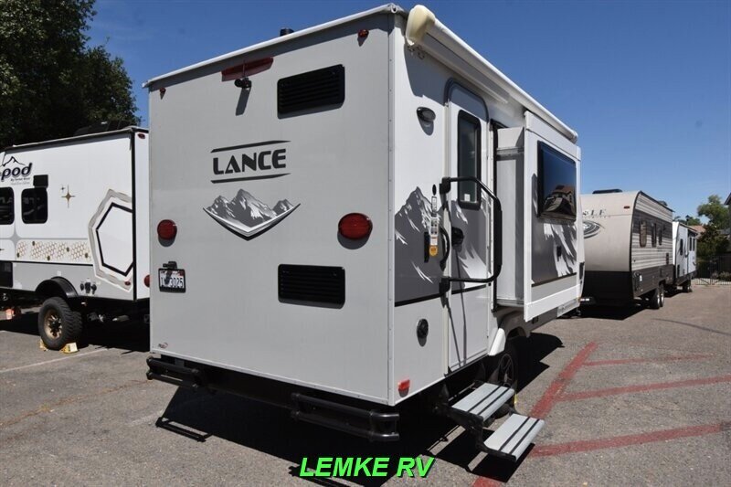2021 Lance 1475   - Photo 9 - Rocklin, CA 95677