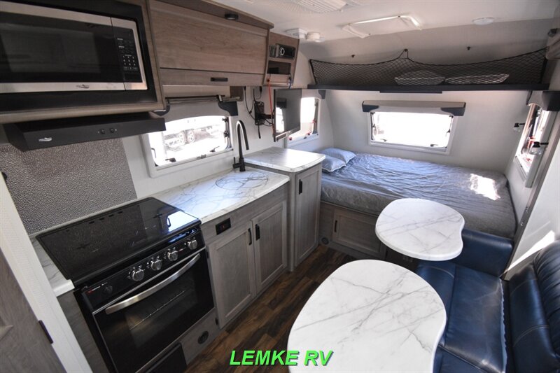 2021 Lance 1475   - Photo 10 - Rocklin, CA 95677