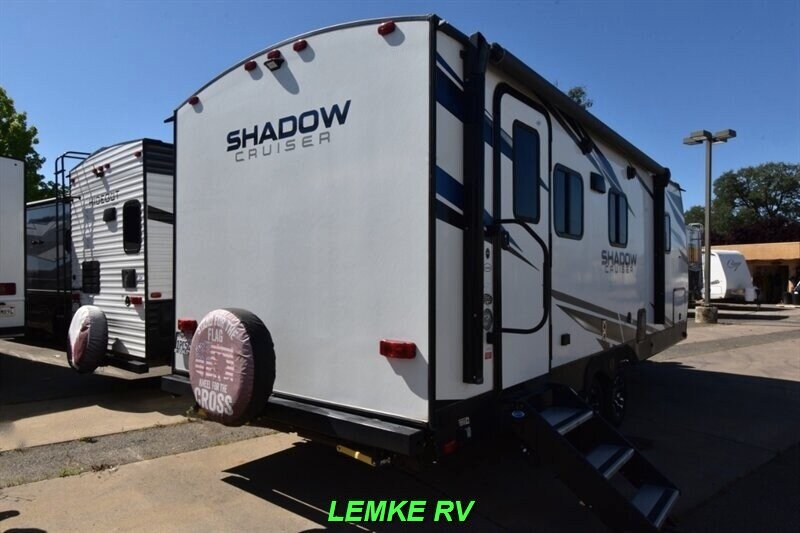 2022 Cruiser RV Shadow Cruiser 225RBS   - Photo 8 - Rocklin, CA 95677