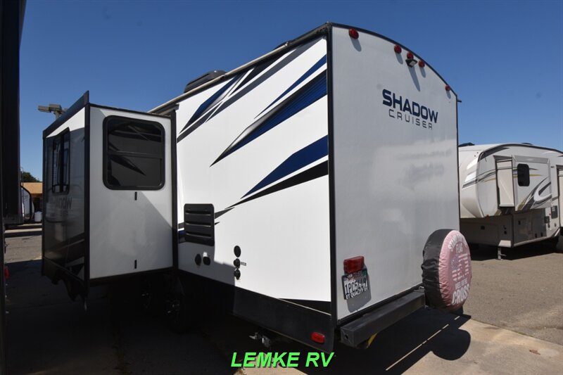 2022 Cruiser RV Shadow Cruiser 225RBS   - Photo 7 - Rocklin, CA 95677