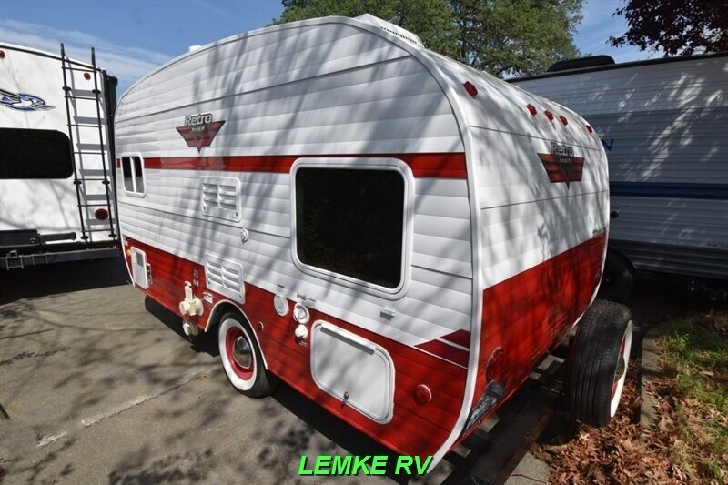 2018 Riverside RV Retro 166   - Photo 7 - Rocklin, CA 95677