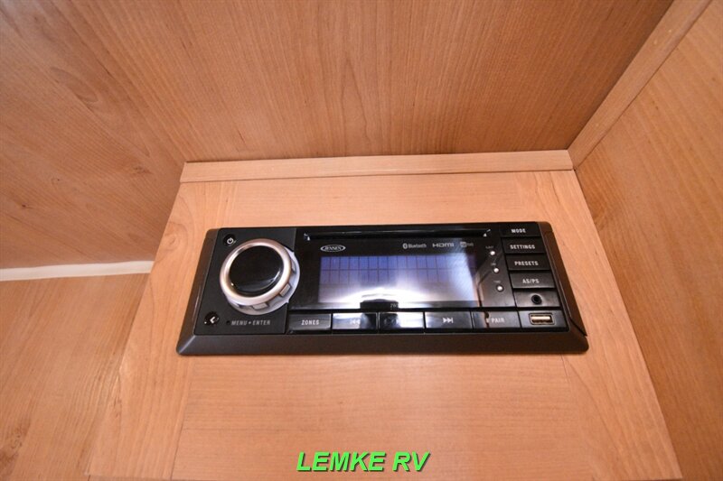 2018 Riverside Retro 166   - Photo 24 - Rocklin, CA 95677