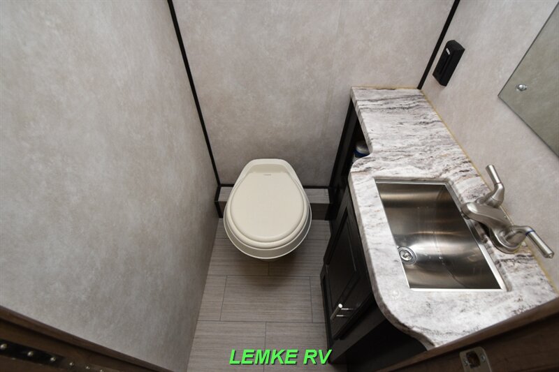 2019 Forest River FR3 30DS   - Photo 24 - Rocklin, CA 95677