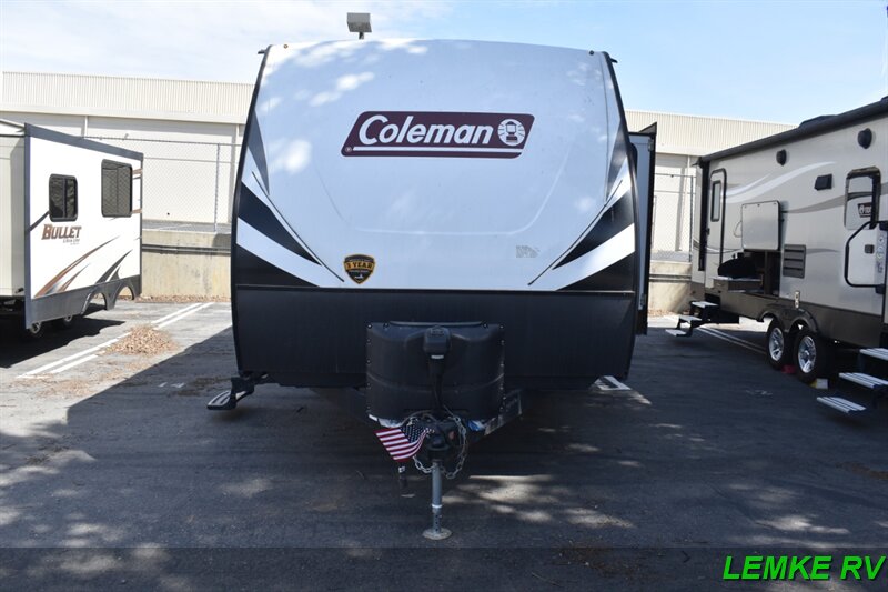 2020 Dutchmen Coleman Light 2835BH   - Photo 6 - Rocklin, CA 95677