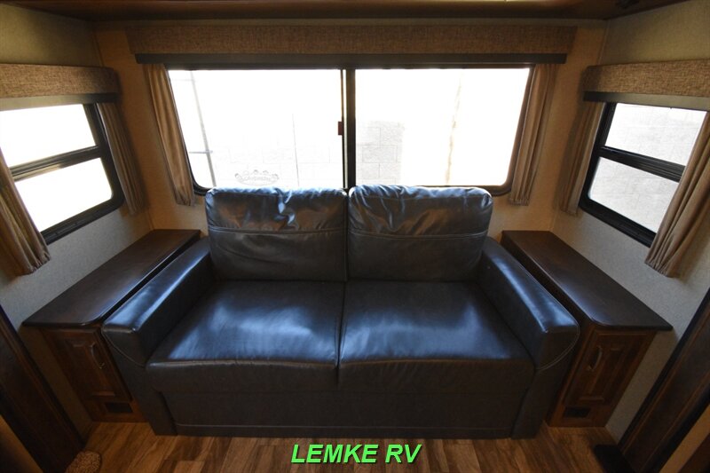 2019 Grand Design Reflection 303RLS   - Photo 17 - Rocklin, CA 95677