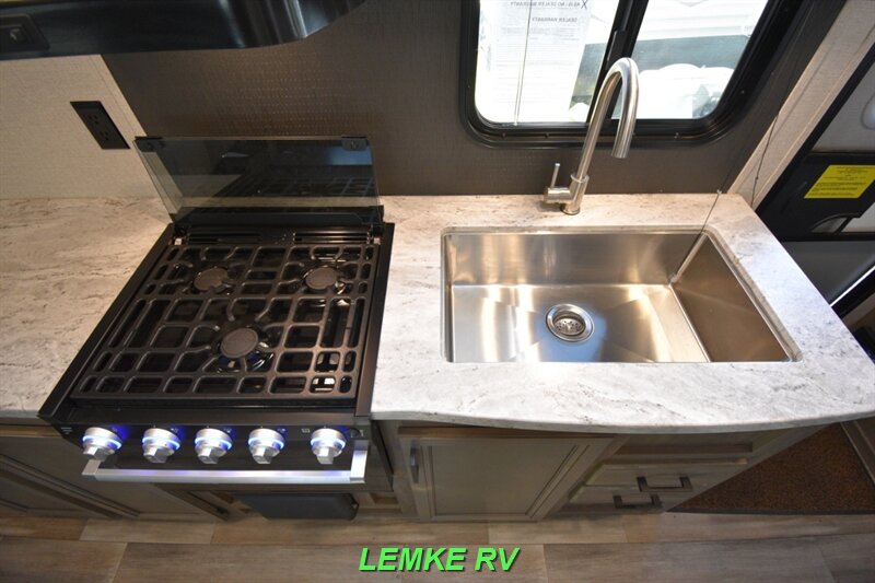 2022 Starcraft Autumn Ridge 20FBS   - Photo 14 - Rocklin, CA 95677