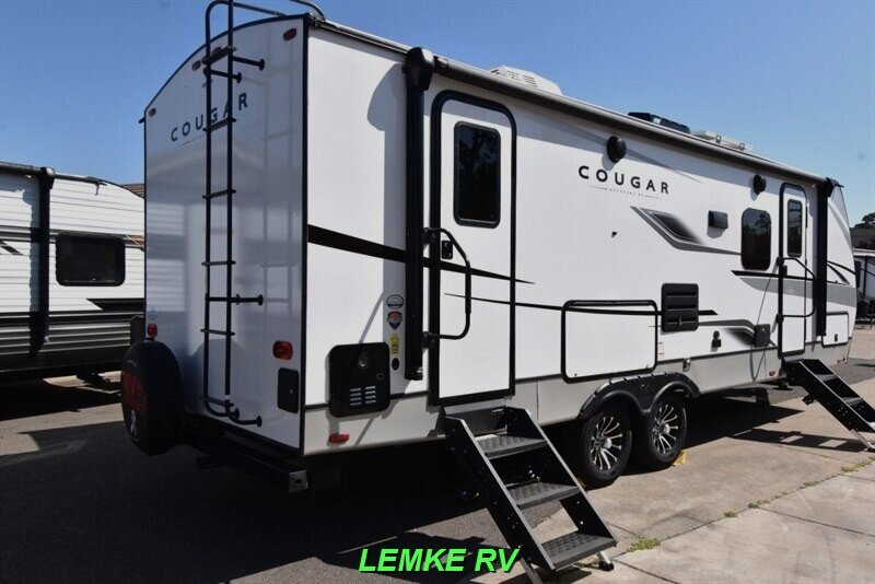 2023 Keystone Cougar Half-Ton 26RBSWE   - Photo 8 - Rocklin, CA 95677