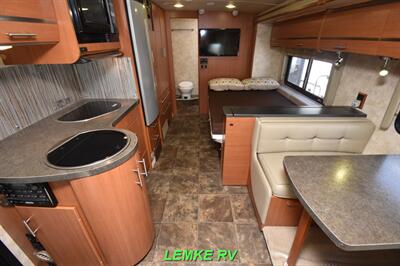 2011 Winnebago Via 25R  