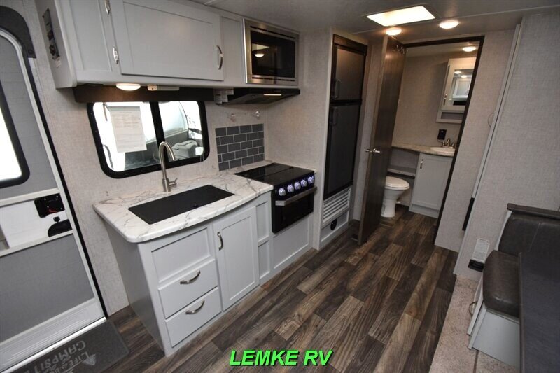 2019 Keystone Bullet Ultra Lite 212RBSWE   - Photo 11 - Rocklin, CA 95677