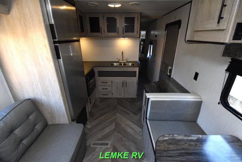 2023 Heartland Prowler 240RB   - Photo 5 - Rocklin, CA 95677