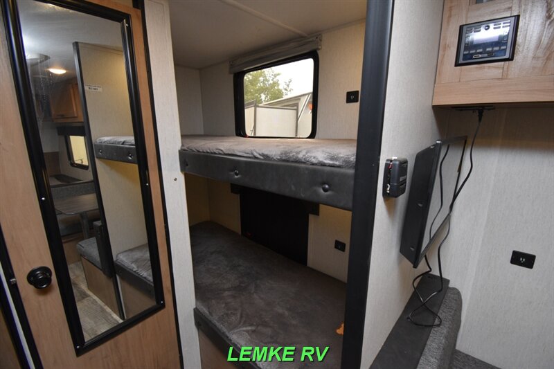 2023 Forest River Cherokee Wolf Pup 16BHS   - Photo 18 - Rocklin, CA 95677