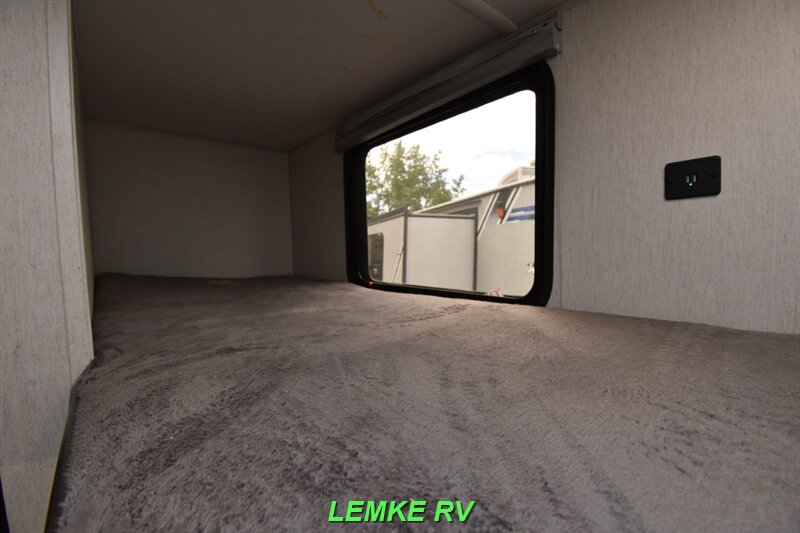 2023 Forest River Cherokee Wolf Pup 16BHS   - Photo 19 - Rocklin, CA 95677