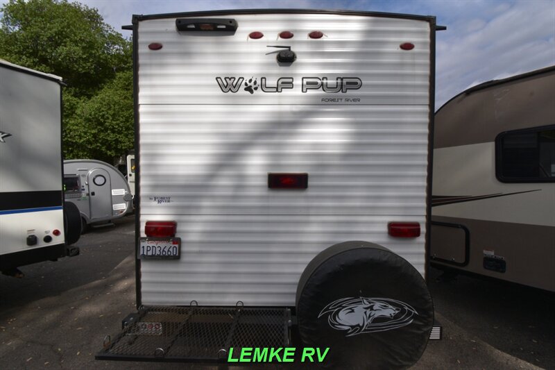 2023 Forest River Cherokee Wolf Pup 16BHS   - Photo 8 - Rocklin, CA 95677