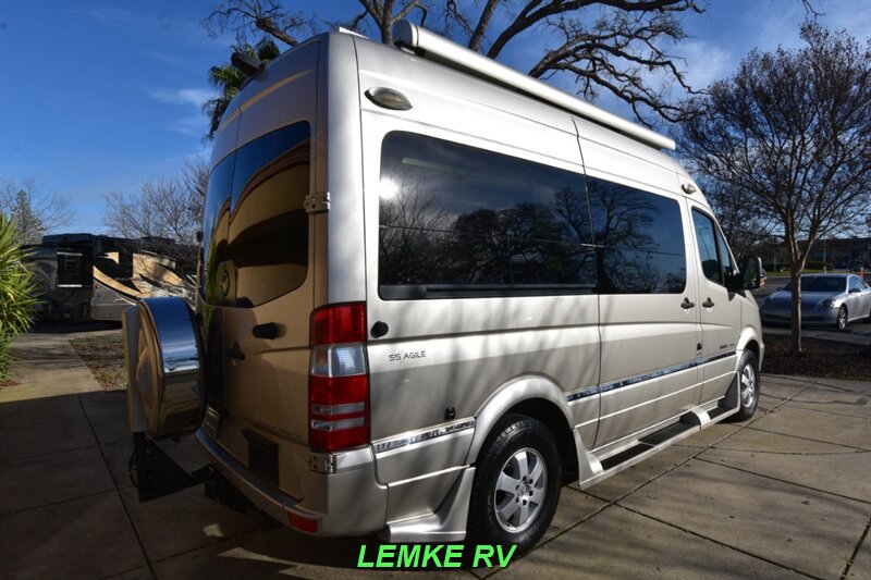 2016 Roadtrek SS Agile   - Photo 10 - Rocklin, CA 95677