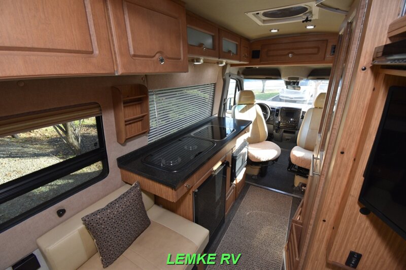 2016 Roadtrek SS Agile   - Photo 12 - Rocklin, CA 95677