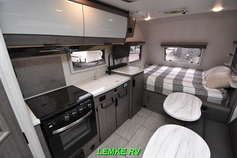 2023 Lance 1475   - Photo 15 - Rocklin, CA 95677