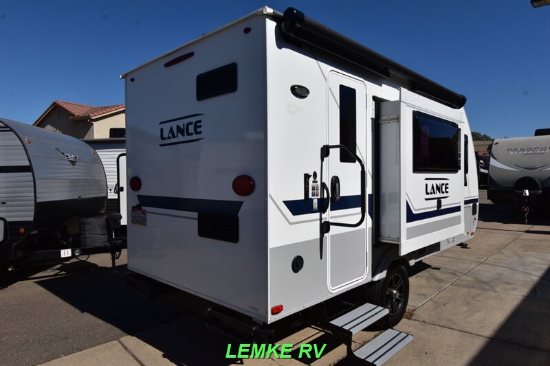 2023 Lance 1475   - Photo 9 - Rocklin, CA 95677