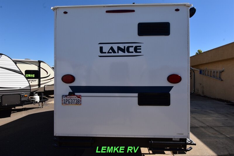2023 Lance 1475   - Photo 8 - Rocklin, CA 95677