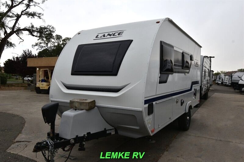 2023 Lance 1475   - Photo 6 - Rocklin, CA 95677