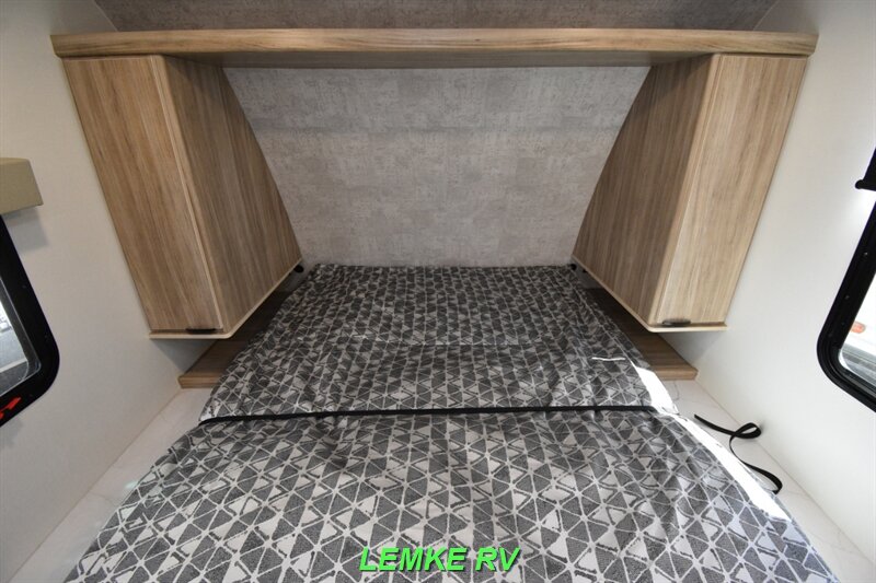 2025 Winnebago M-Series 2326MBBH   - Photo 20 - Rocklin, CA 95677