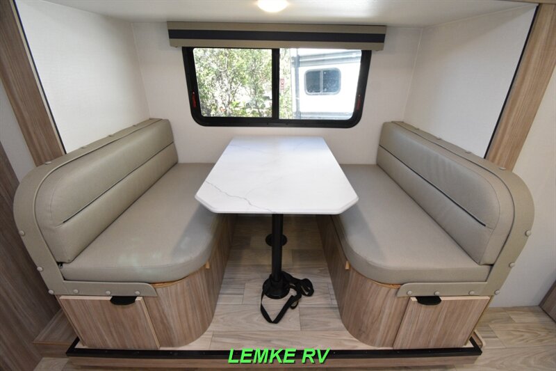 2025 Winnebago M-Series 2326MBBH   - Photo 16 - Rocklin, CA 95677