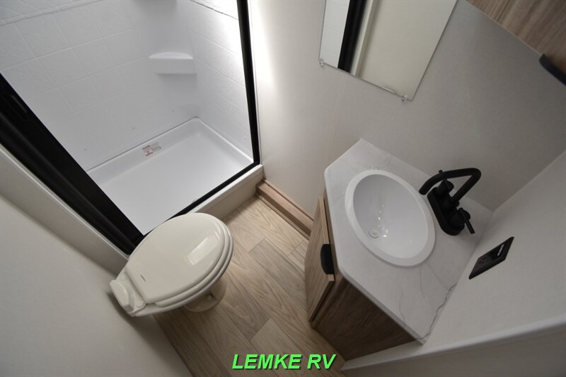 2025 Winnebago M-Series 2326MBBH   - Photo 23 - Rocklin, CA 95677