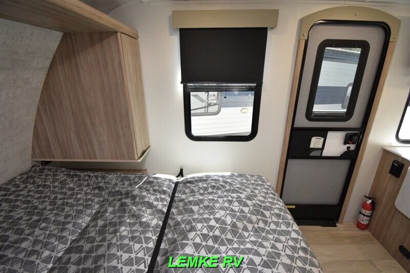 2025 Winnebago M Series 2326MBBH   - Photo 18 - Rocklin, CA 95677