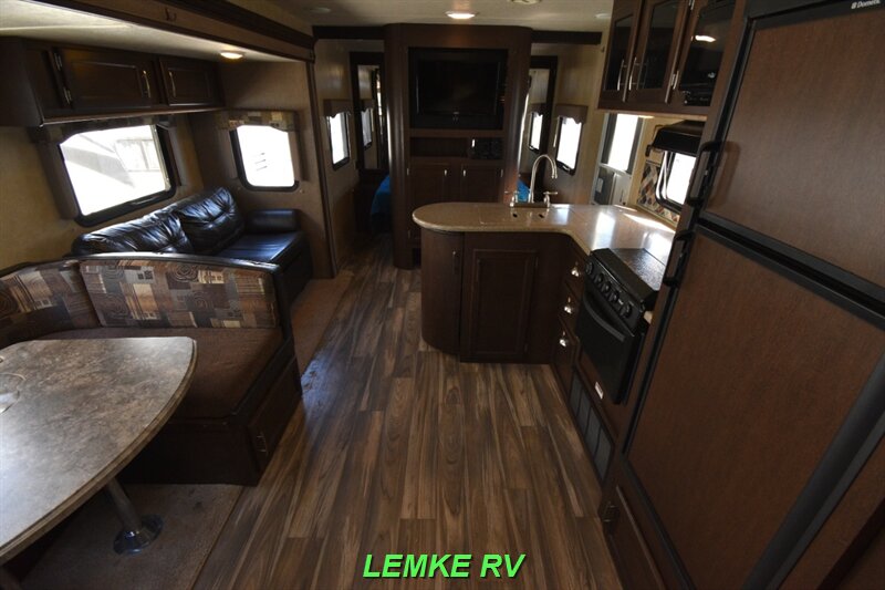 2017 Forest River Evo T2700   - Photo 5 - Rocklin, CA 95677